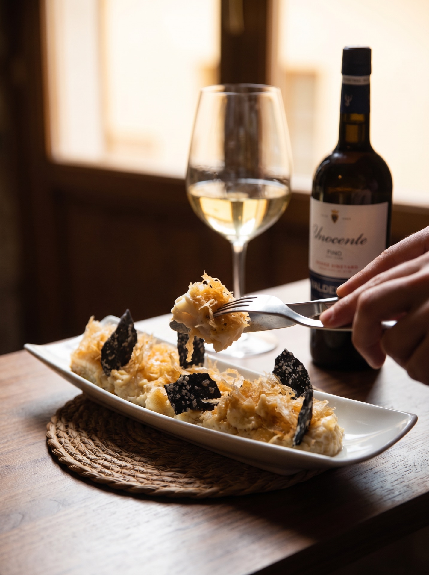 Bacalao con crujiente de algas